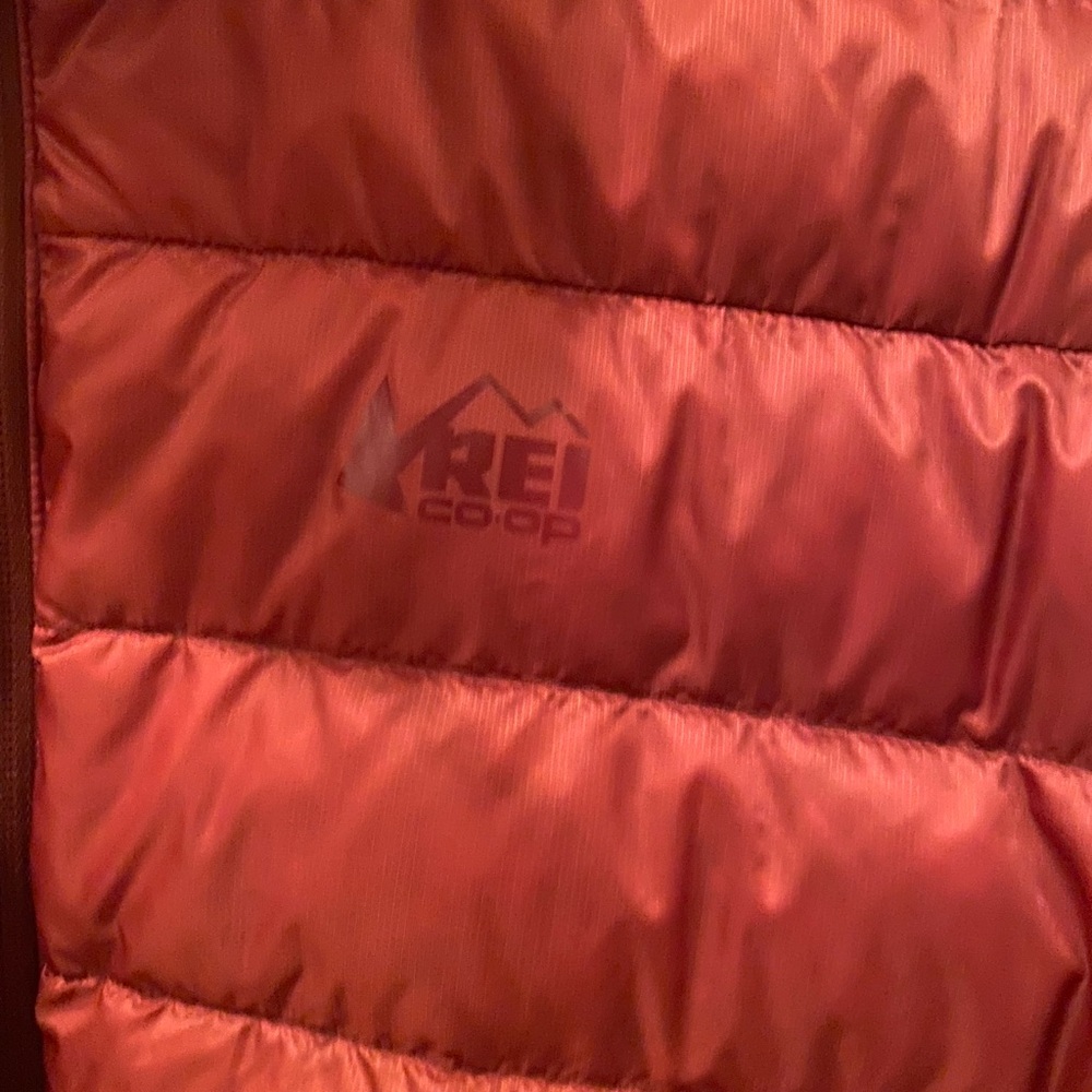 REI Men's Rust Puffer Jacket- special edition - Picture 3 of 5